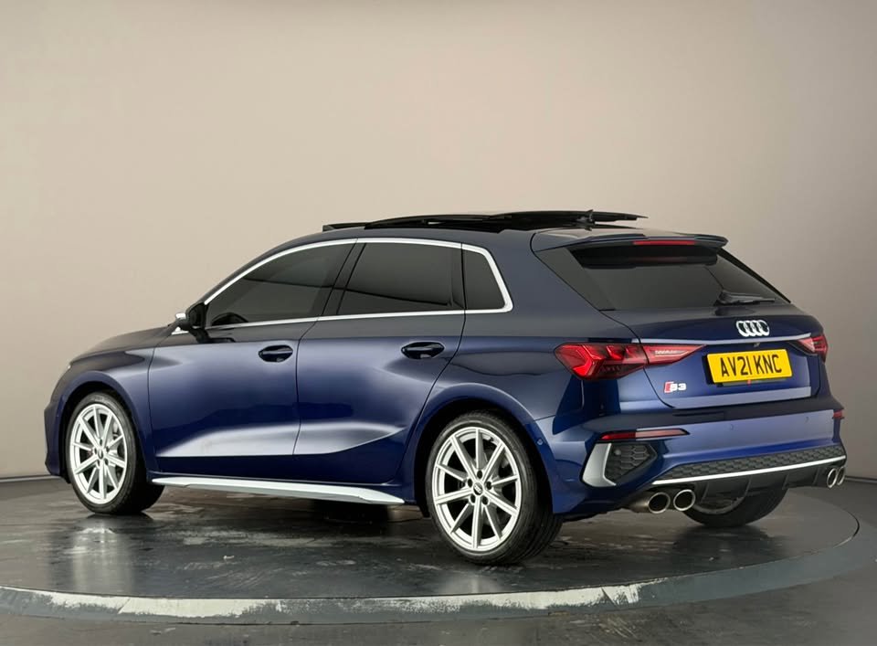 Audi S3 2.0 TFSI Sportback S Tronic Quattro photo 2