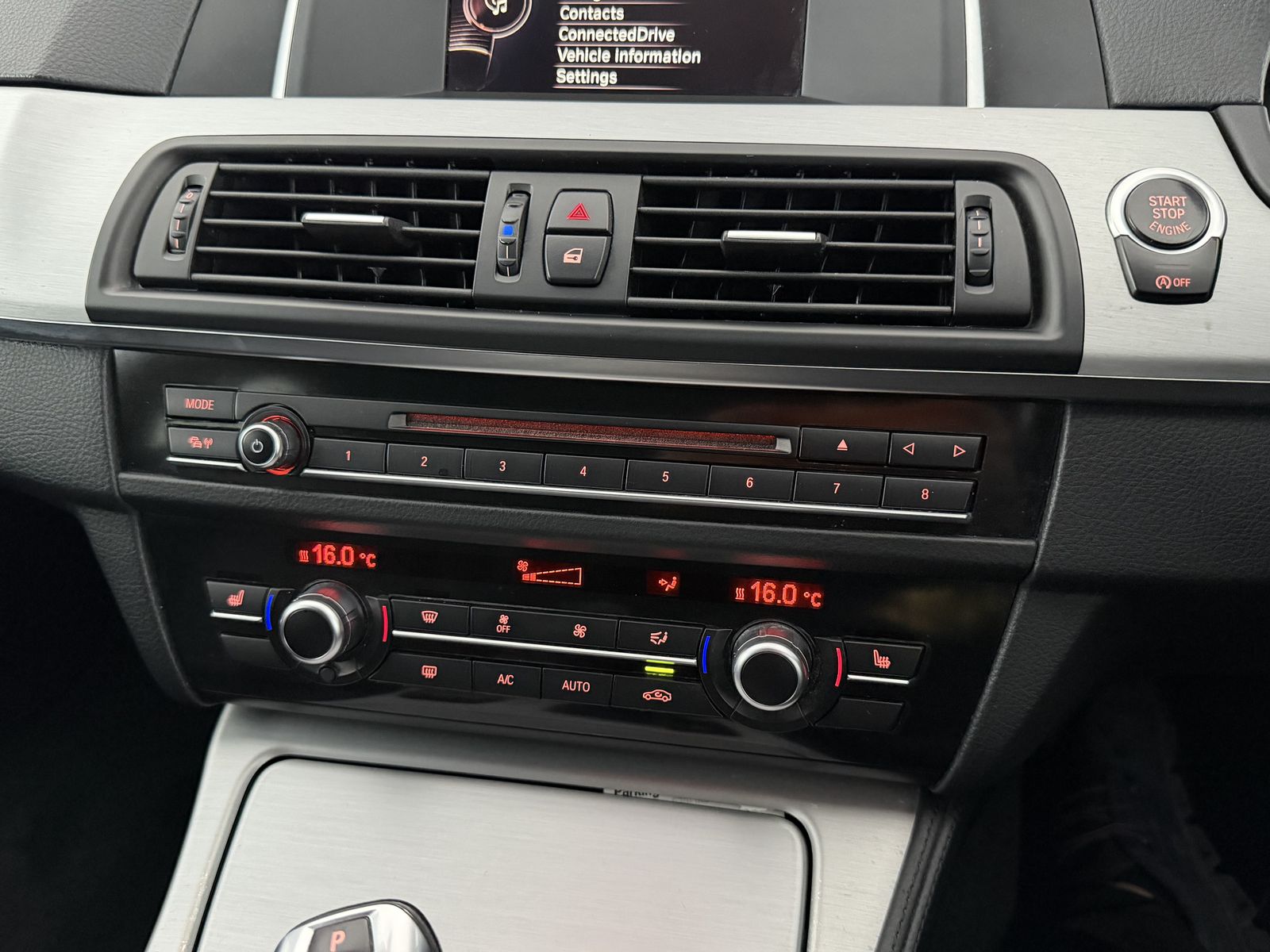 BMW 520d M Sport Touring photo 20