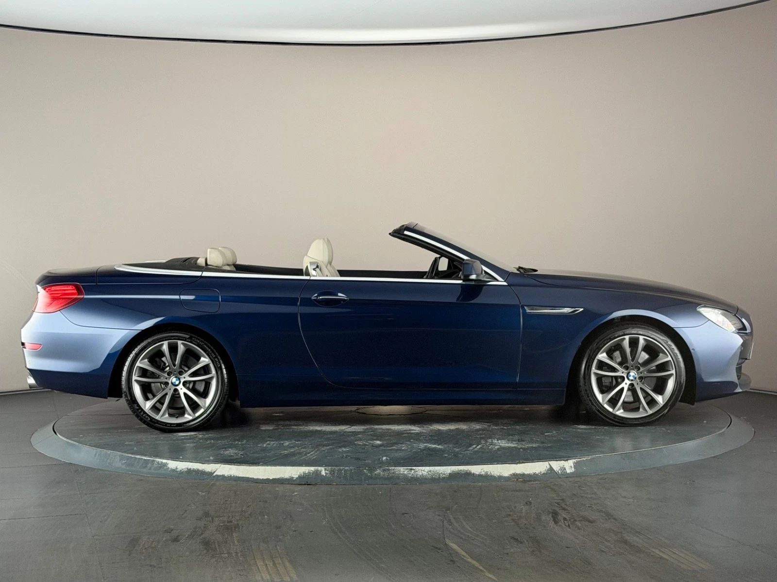 BMW 640i SE Convertible photo 22