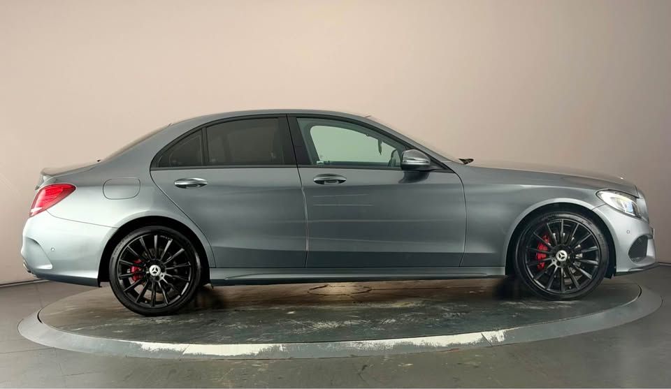 Mercedes C220d AMG Line 4MATIC photo 5