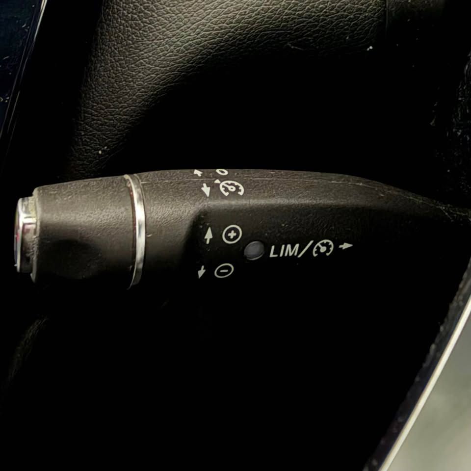 Mercedes C220d AMG Line 4MATIC photo 6