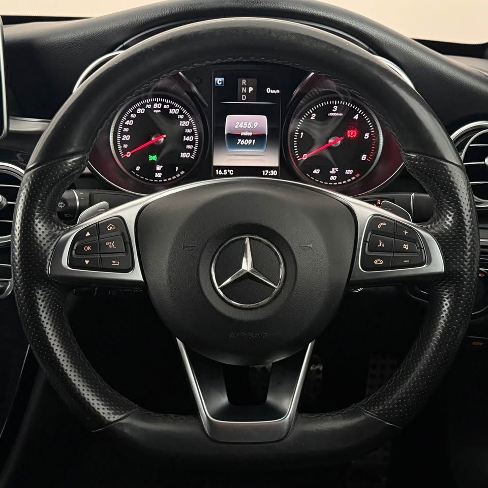 Mercedes C220d AMG Line 4MATIC photo 9