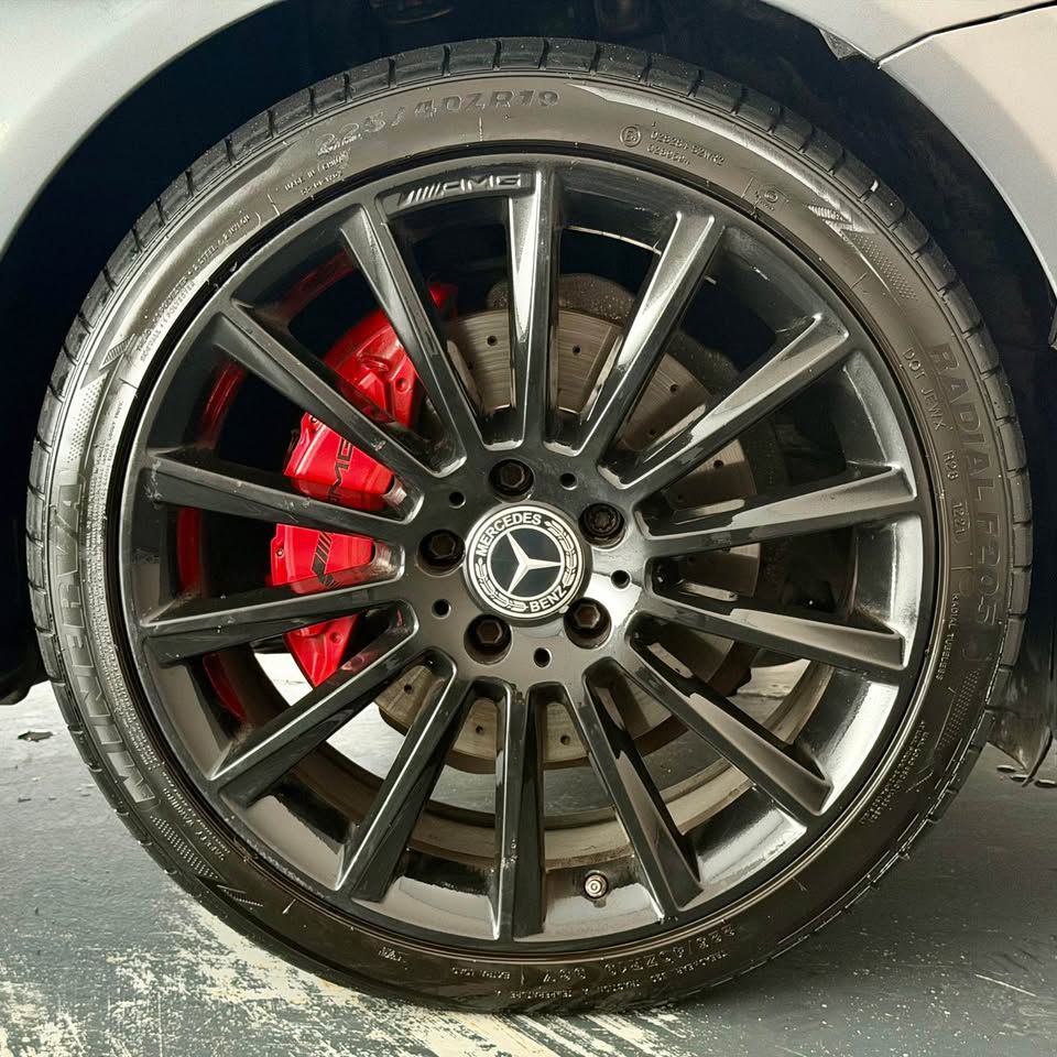 Mercedes C220d AMG Line 4MATIC photo 12