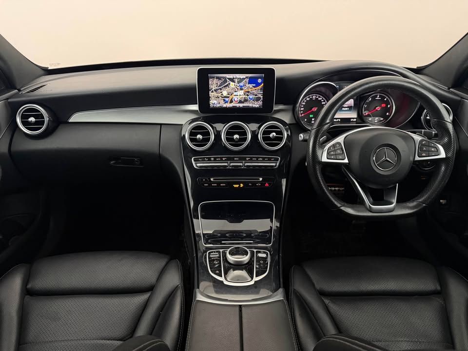 Mercedes C220d AMG Line 4MATIC photo 20