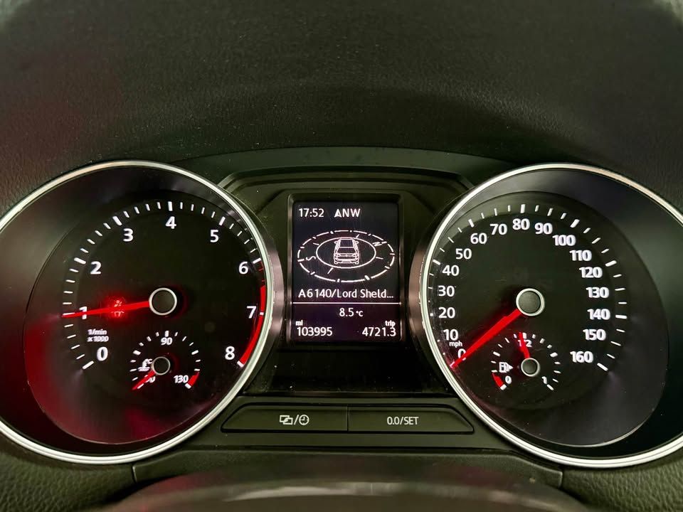Volkswagen Polo SE photo 3