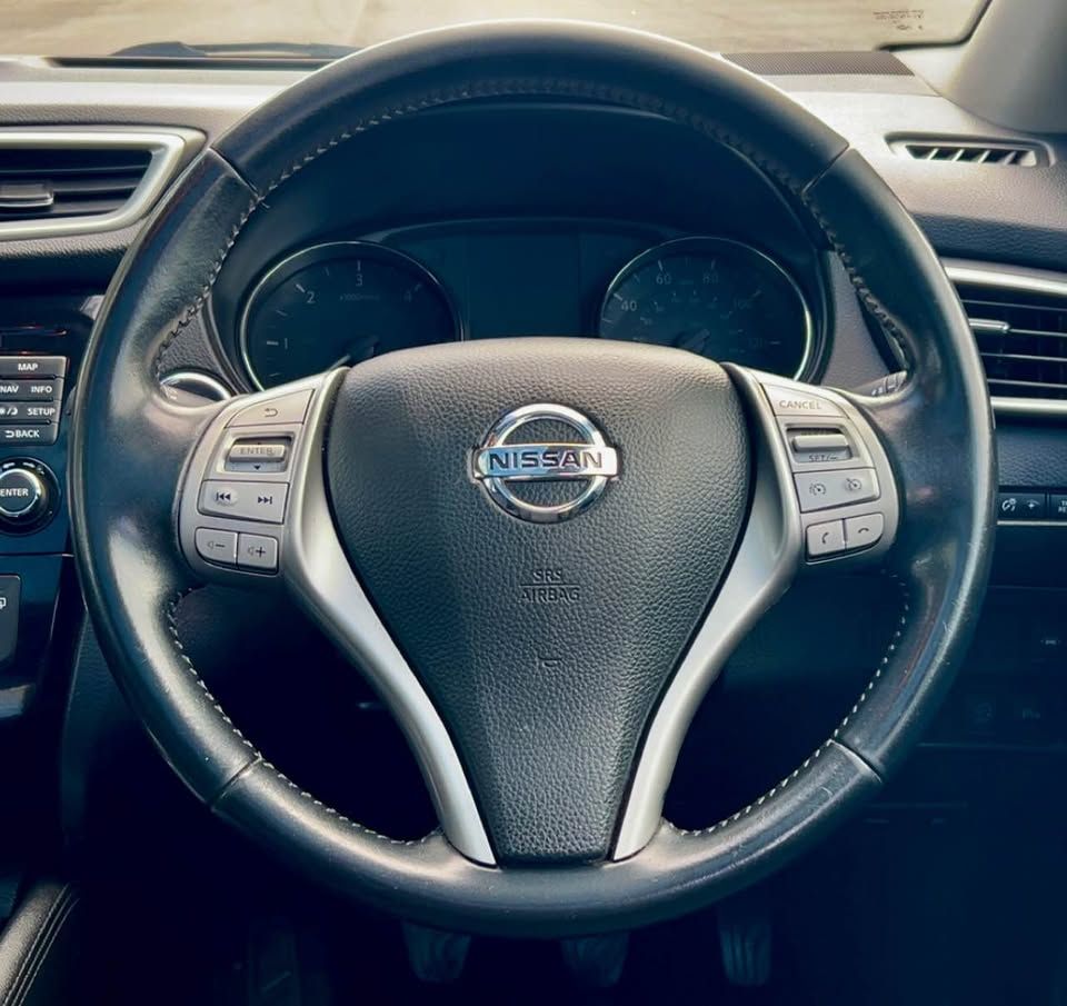 Nissan Qashqai N-Connecta photo 2
