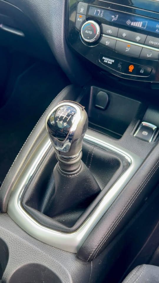 Nissan Qashqai N-Connecta photo 4