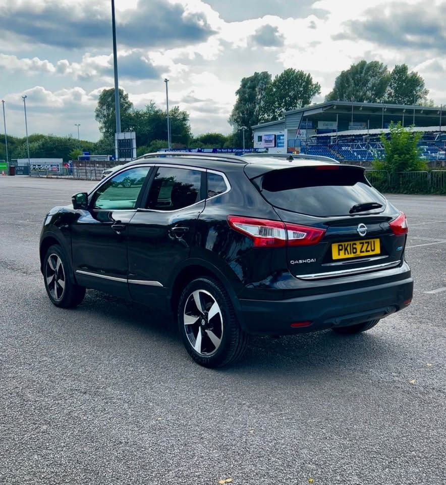 Nissan Qashqai N-Connecta photo 6