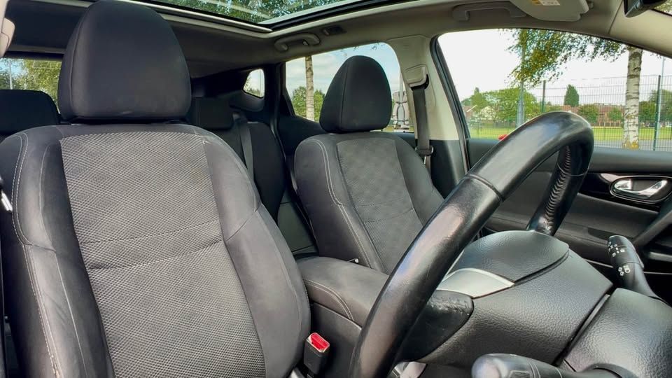 Nissan Qashqai N-Connecta photo 7