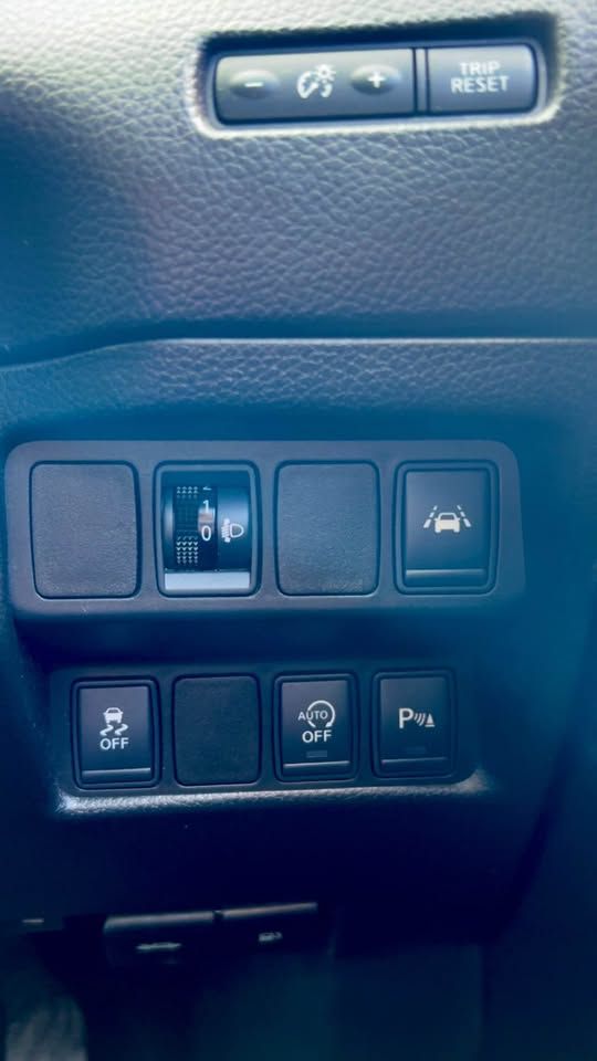 Nissan Qashqai N-Connecta photo 11