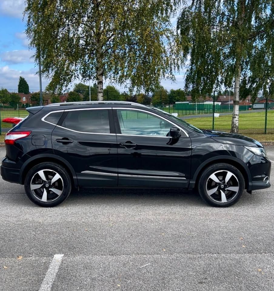 Nissan Qashqai N-Connecta photo 13
