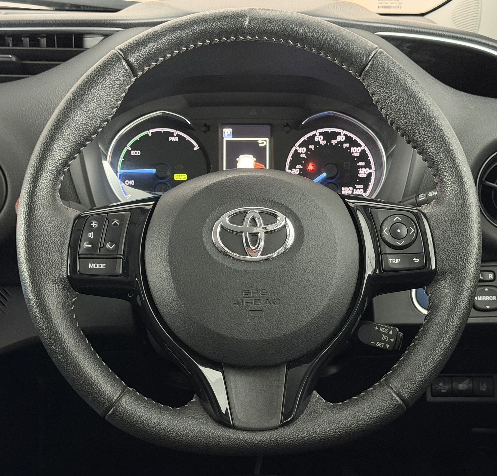 Toyota Yaris Hybrid Design photo 15