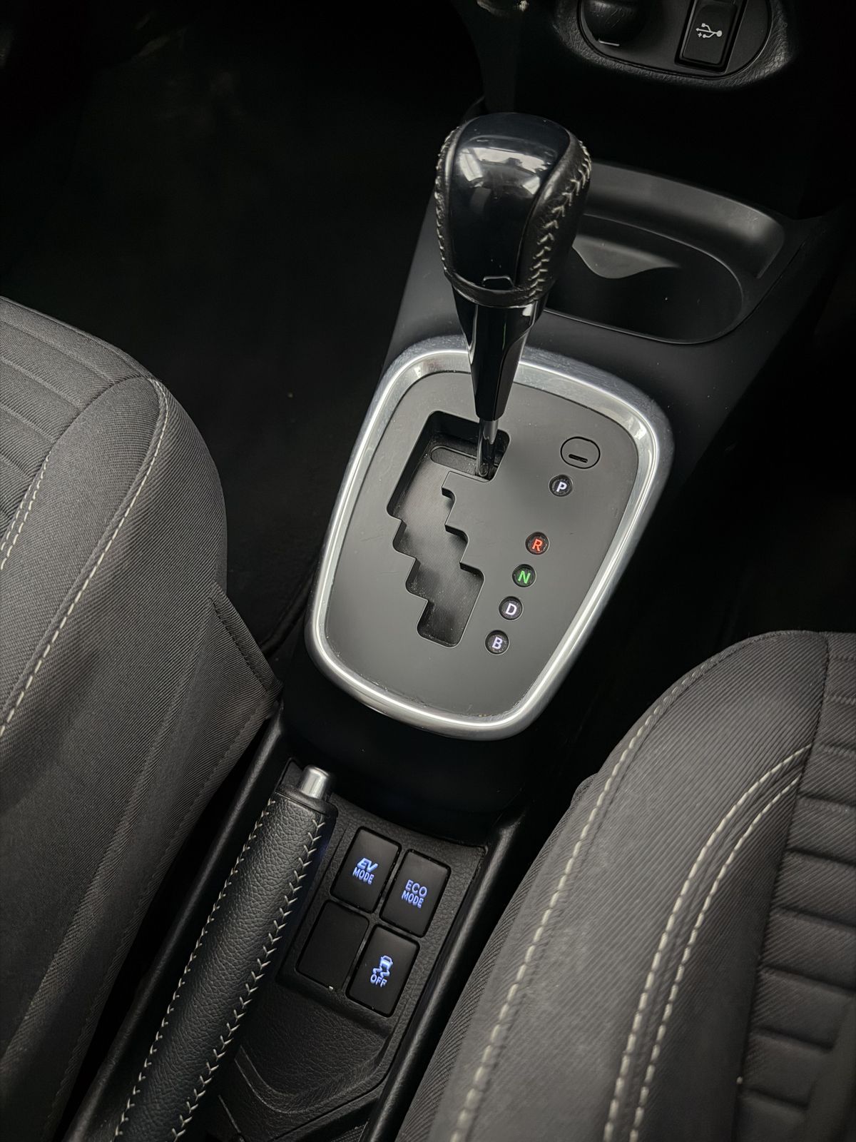 Toyota Yaris Hybrid Design photo 18