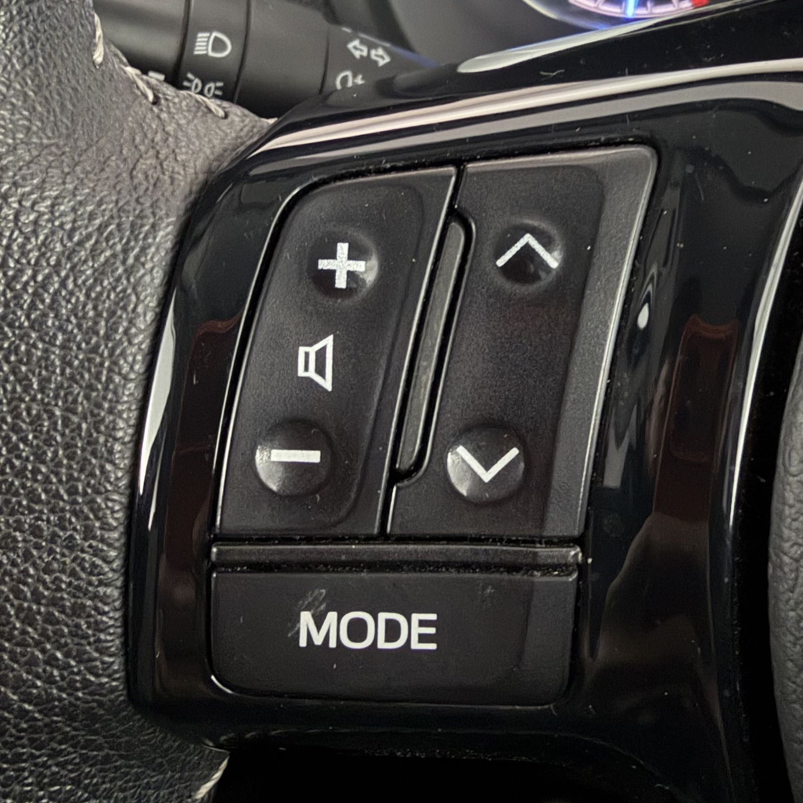 Toyota Yaris Hybrid Design photo 20