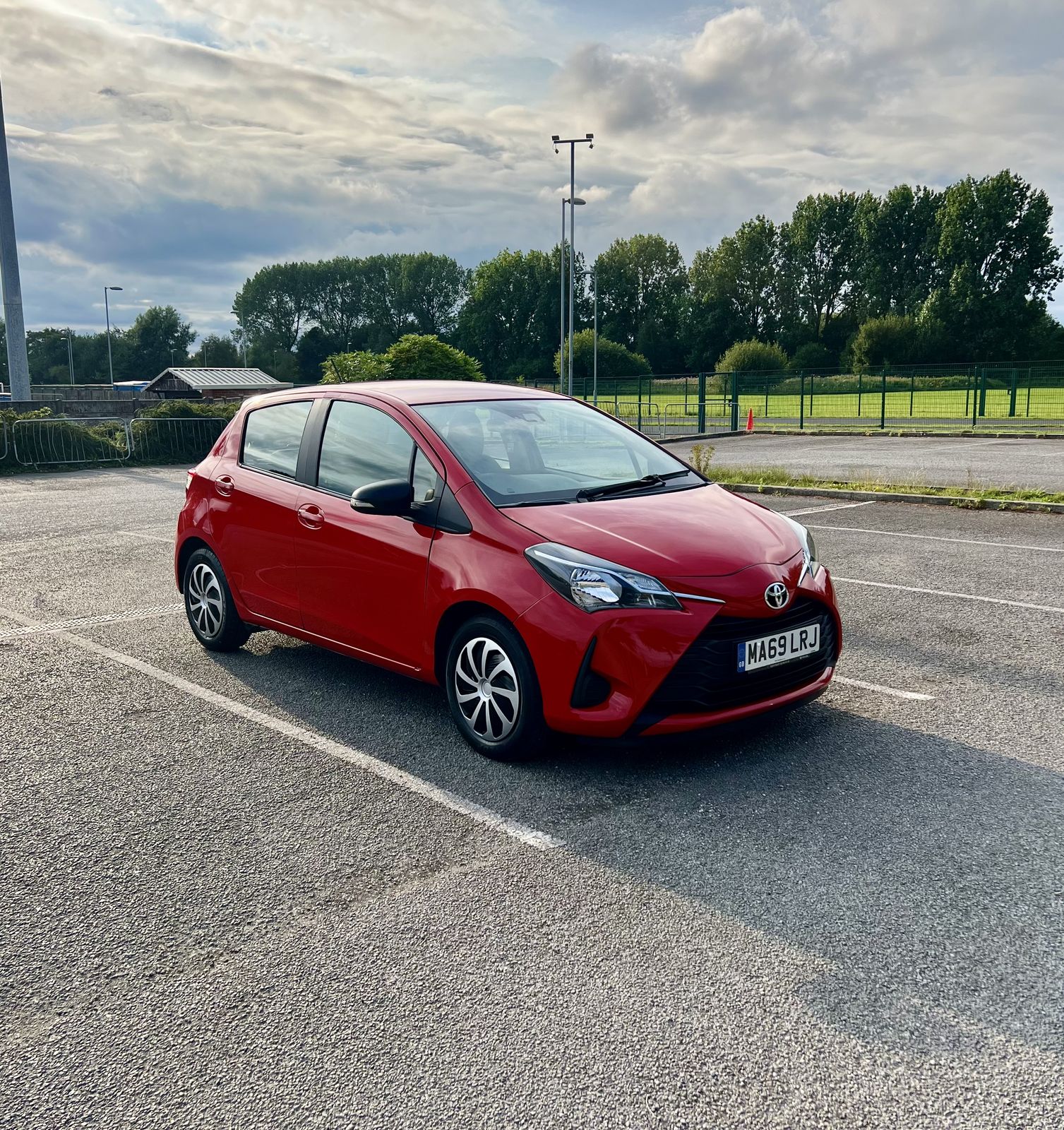 Toyota Yaris Active