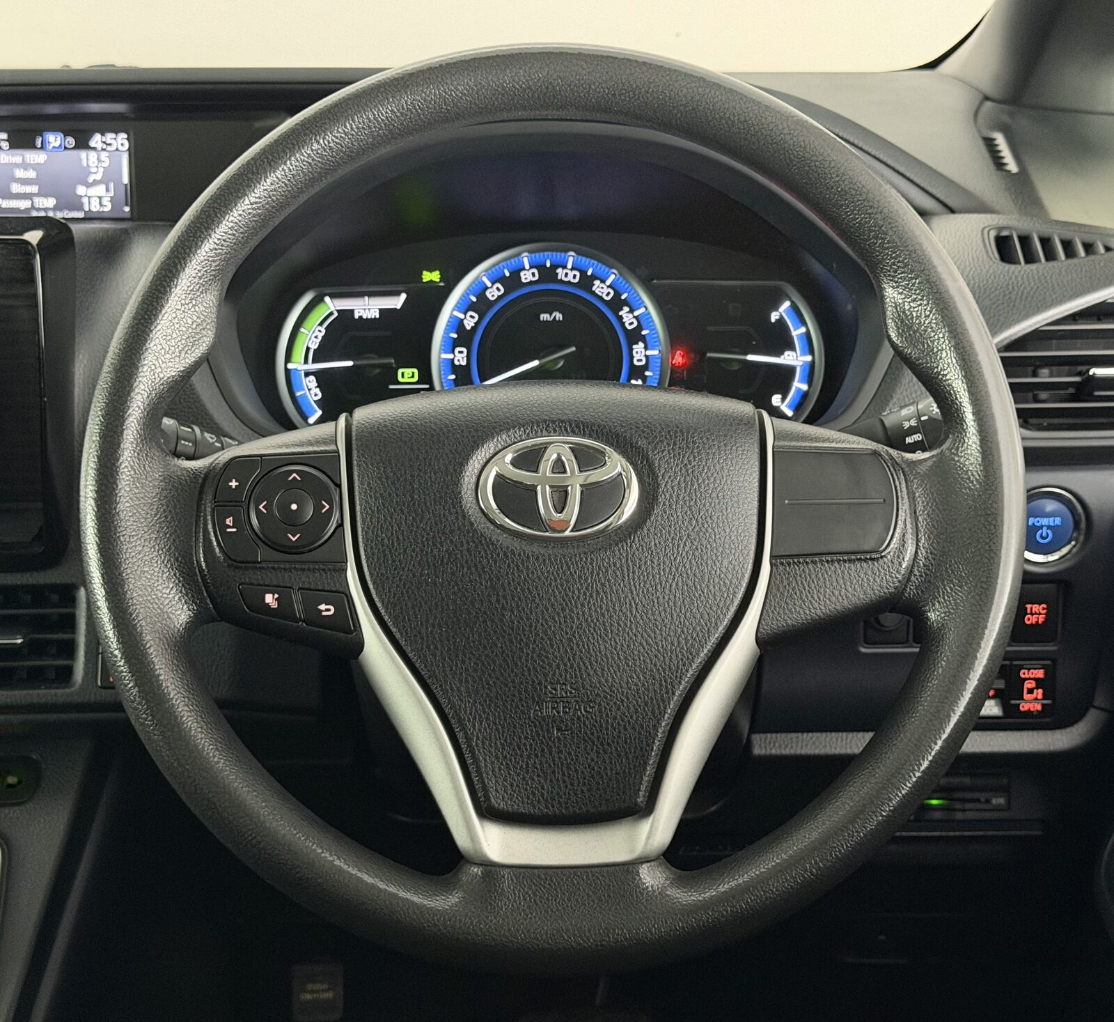 Toyota Voxy Hybrid X 1.8 Auto 7-Seater photo 16